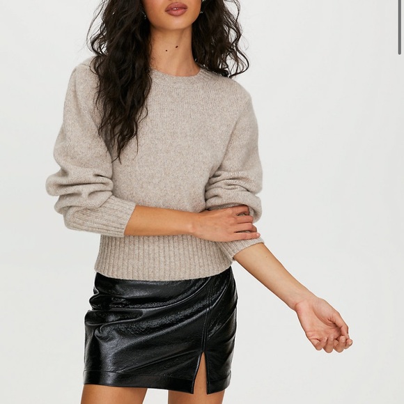Aritzia Sweaters - Wilfred Poesy Wool Sweater